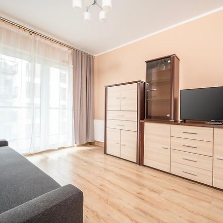 לודז' Pogonowskiego Beige Apartment מראה חיצוני תמונה