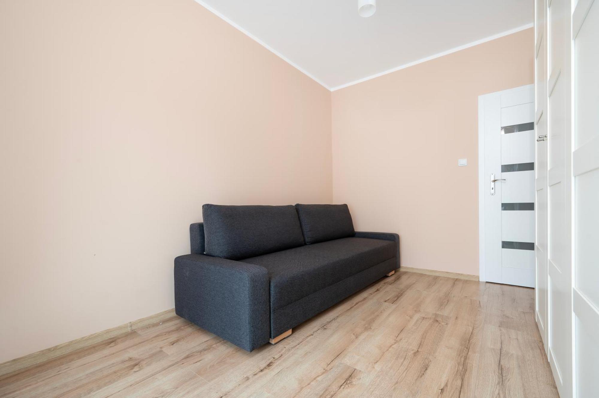 לודז' Pogonowskiego Beige Apartment מראה חיצוני תמונה